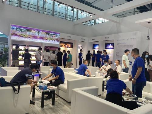 直擊光亞展 領(lǐng)略當下風光,探索led照明新十年